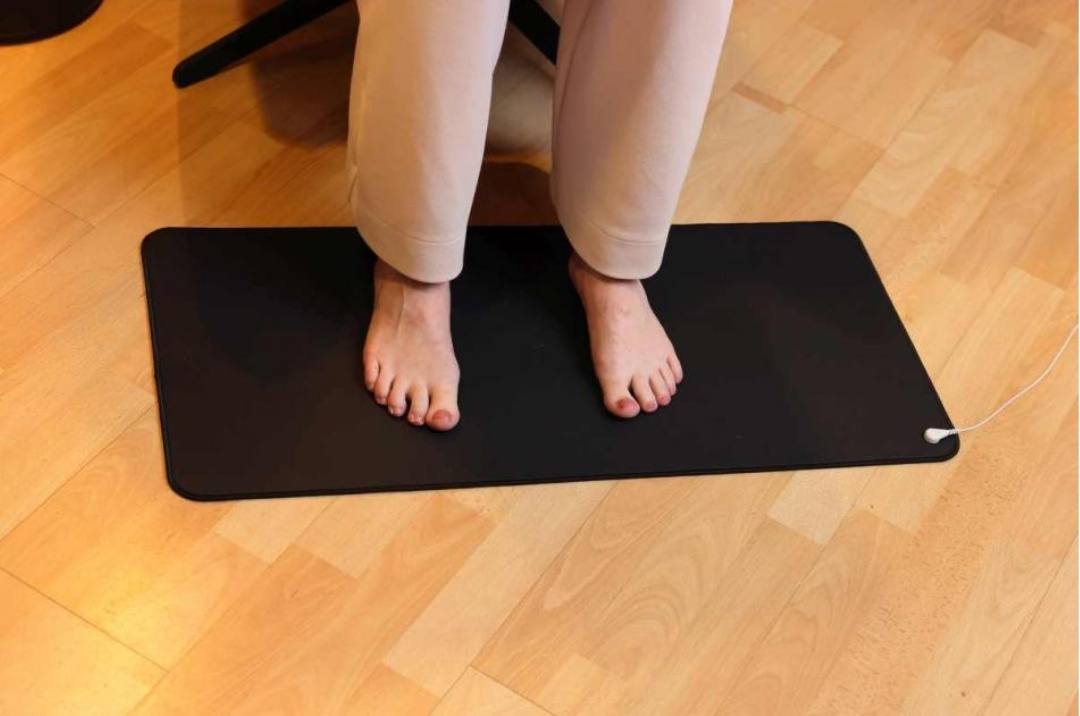 Earthing Mat Benefits for Better Sleep and Morning Energy